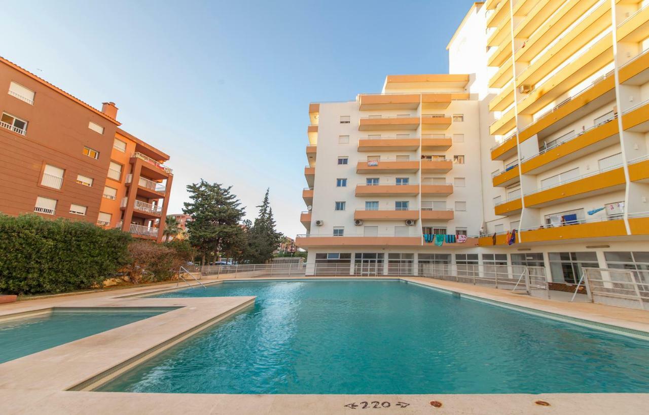 Lägenhet på 80 m² i Praia do Vau, med 2 sovrum och 1 badrum  Portimão Exteriör bild